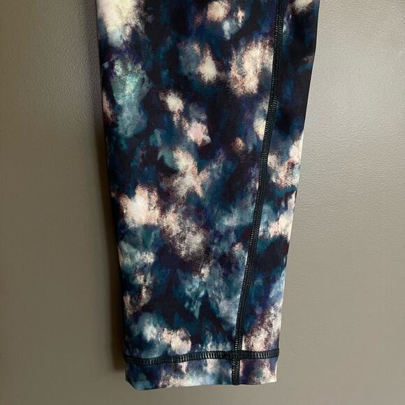 L'urv Solar System 7/8 Legging Size Small Blue White Abstract High Waist Workout - Picture 10 of 16